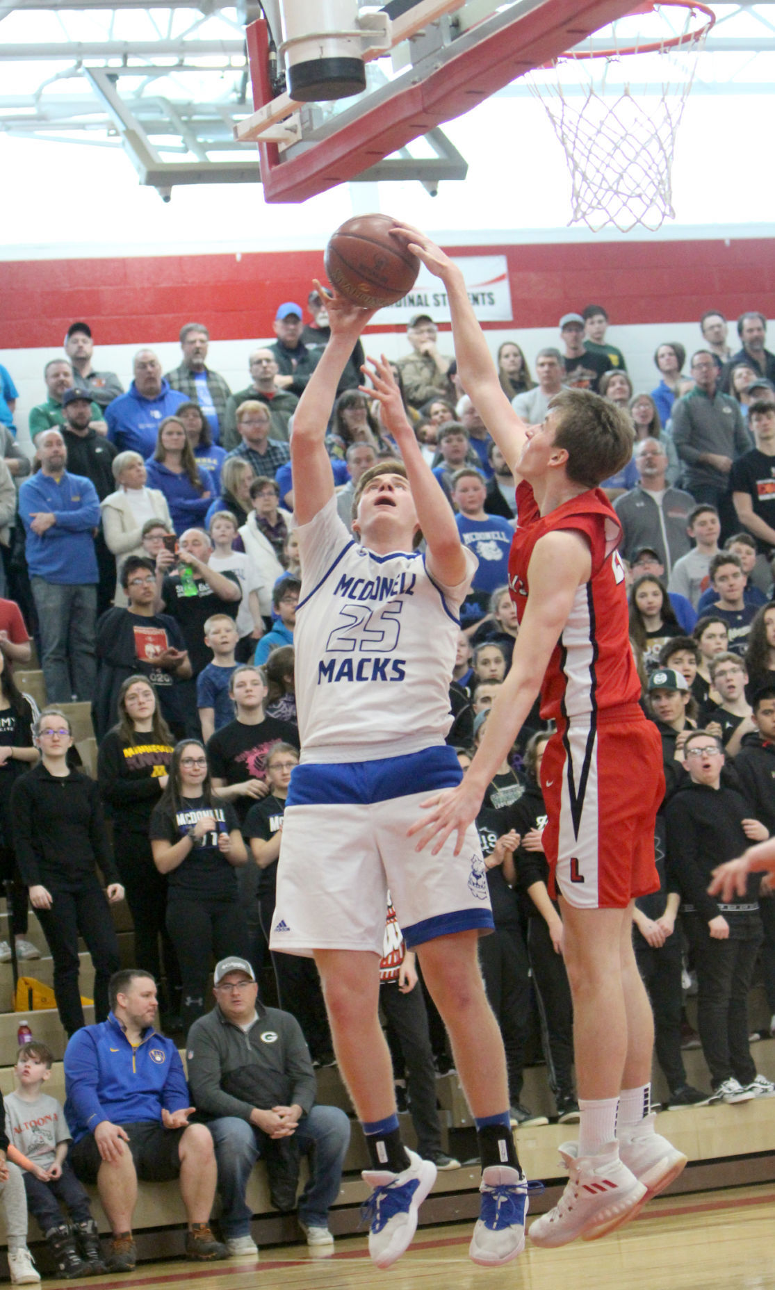 McDonell boys basketball vs Luck at Chi-Hi 3-9-19